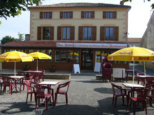 Auberge du Cheval Blanc - Restaurant - Brioux-sur-Boutonne