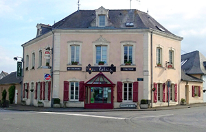 Le Relais - Hôtel - Saint-Quentin-les-Anges